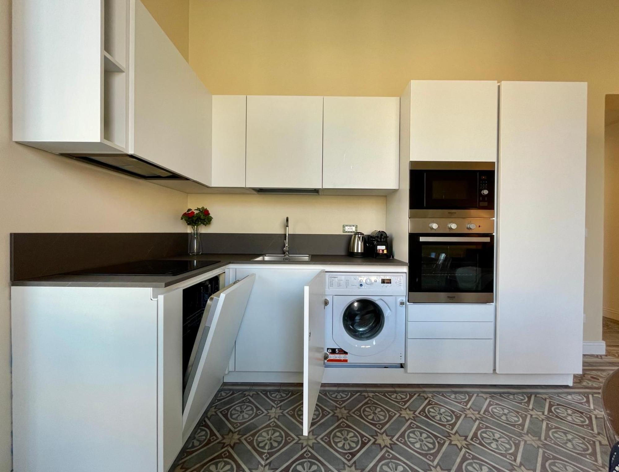 Villa Migliorini Lusso & Comfort In Finalborgo. フィナーレ・リーグレ 部屋 写真